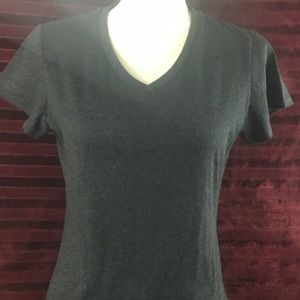 Champion Loose Fit V-Neck Tee